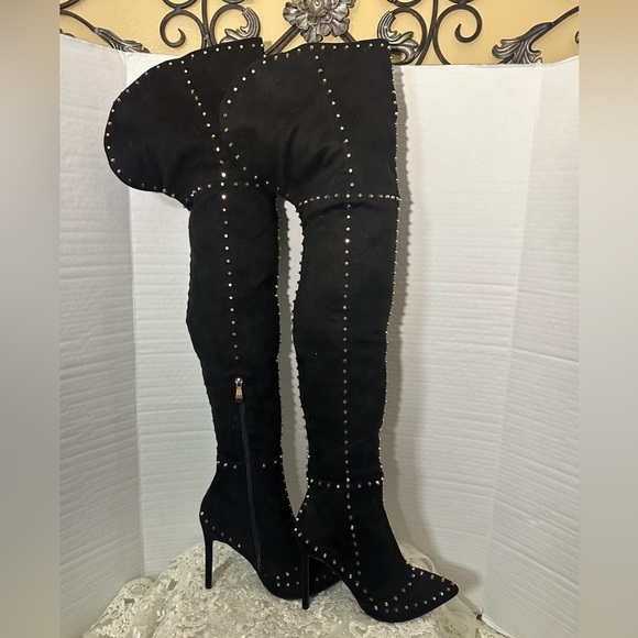 WOMENS “PARIS PEACH” THIGH HIGH GOLD STUDDED BOOTS - Picture 3 of 8
